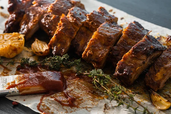 Juicy Hot Grilled Ribs Summer Barbecue Nature — Stock Photo, Image