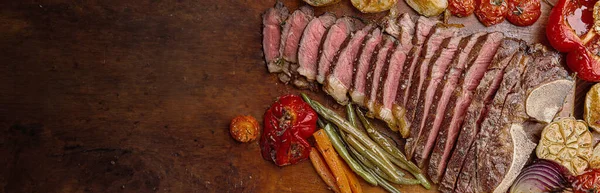 Steak Bœuf Marbré Sur Cuit État Grill Moyen Rare Côté — Photo