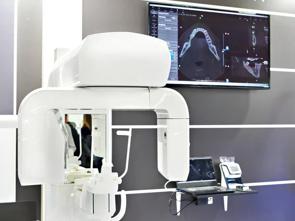 牙科三维扫描仪 用于植入物放置 — 图库照片