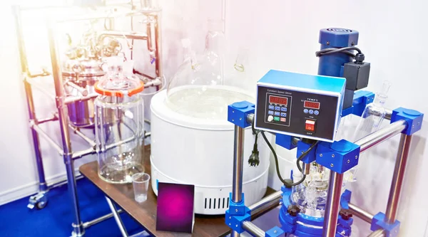 展示会の化学実験装置 — ストック写真