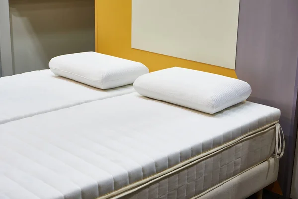 Modern Beds Mattresses Pillows Store — Stock Photo, Image