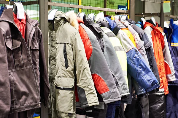 Куртки Тёплая Рабочая Одежда Строителей Промышленности — стоковое фото