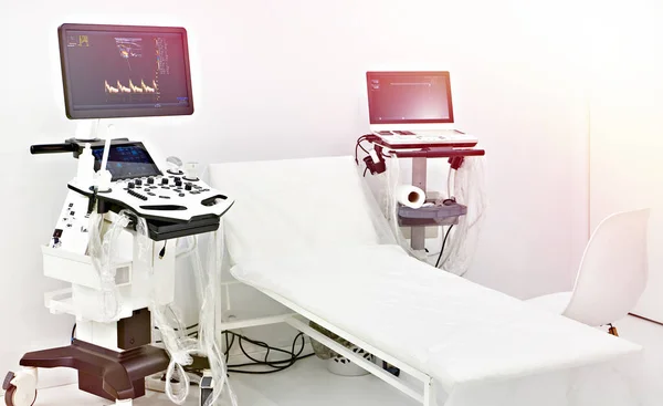 Ultrasonic Medical Apparatus Bed — Stock Photo, Image