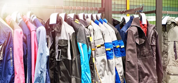 Куртки Рабочая Одежда Строителей Промышленности — стоковое фото