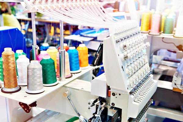 Bordado Máquina Industrial Oficina Costura — Fotografia de Stock