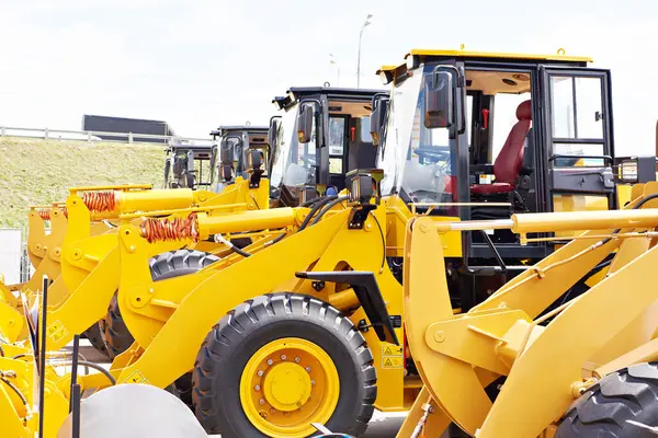 New front loaders for construction