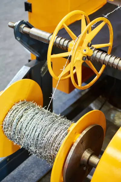 Automatic barbed wire machine industrial