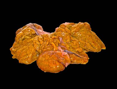 Beyaz arkaplanda balık havyarı izole edilmiş