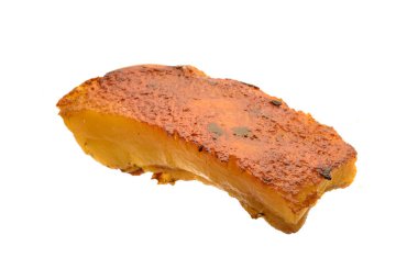 Beyaz arka planda izole edilmiş tütsülenmiş domuz yağı