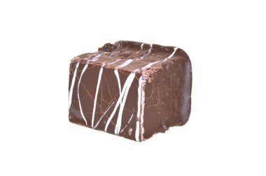 Beyaz arkaplanda izole edilmiş çikolata şekeri