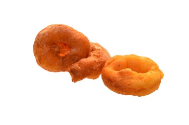 Çörek beyaz arkaplanda izole edildi