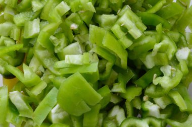 dolma biber beyaz arkaplanda izole edildi