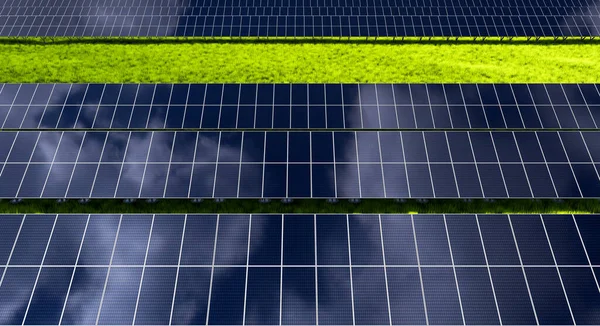 Reihen Von Sonnenkollektoren Auf Einem Feld Vor Grünem Gras Erdkraftwerk — Stockfoto