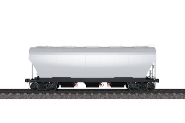 Beyaz arka planda Hopper arabası. Tahıl, çimento ya da diğer endüstriyel malların taşınması için özel vagonlar.