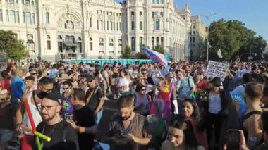 Madrid, İspanya - 9 Temmuz 2022: Onur Yürüyüşü