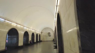 Tiflis, Gürcistan - 22 Mart 2025 Marjanishvili metro istasyonu