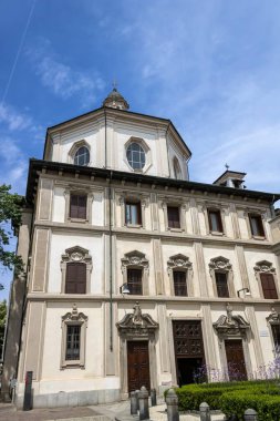 Santuario di San Bernardino alle Ossa Kilisesi cephesi, Milano