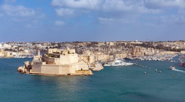 Malta 'daki Fort St. Angelo ve Birgu şehri