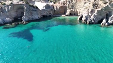 güzel plaj, tsigrado, milos island, cyclades, Yunanistan