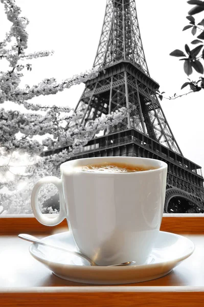 Köstlicher Heißer Kaffee Serviert Auf Einem Holztablett Eiffelturm Paris Frankreich — Stockfoto