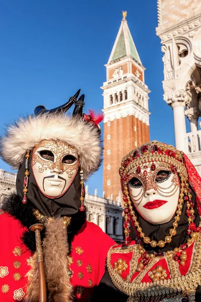 Színes Karnevál Maszkok Egy Hagyományos Fesztiválon Velencében Olaszországban — Stock Fotó