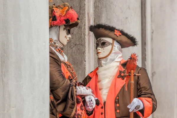 ヴェネツィア イタリアの伝統的な祭りでカラフルなカーニバルマスク ロイヤリティフリーのストック画像