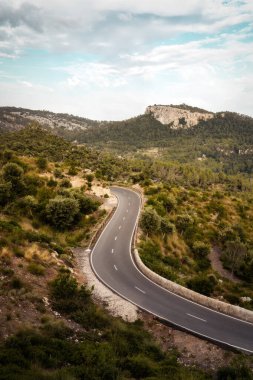 Mayorka İspanya 'da Dağ Yolu ve Okyanus