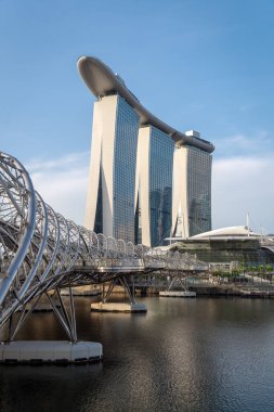 Singapur 'daki Marina Körfezi Kumları ve Rıhtımı
