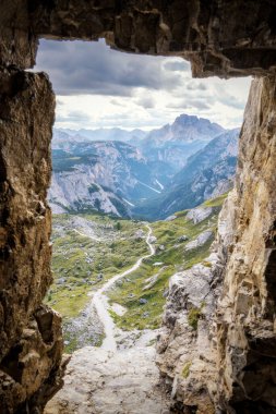 Dolomitlerde 1. Dünya Savaşı Mağarası, İtalya