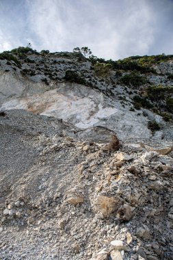 Yunanistan 'ın Skiathos adasındaki Lalaria plajı