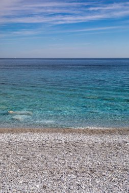 Yunanistan 'ın Skiathos adasındaki Lalaria plajı