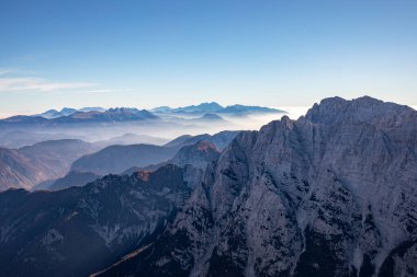 Yürüyüş turu Kri - Stenar - Bovki gamsovec, Julian Alps, Slovenya