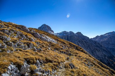 Yürüyüş turu Kri - Stenar - Bovki gamsovec, Julian Alps, Slovenya