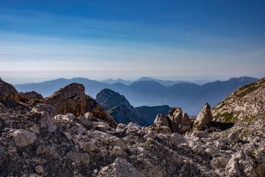 Bohinj 'deki Kednjovec tepesine yürüyüş