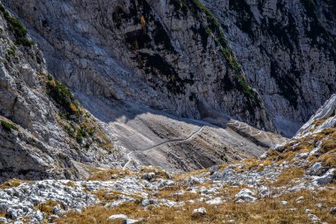 Yürüyüş turu Kri - Stenar - Bovki gamsovec, Julian Alps, Slovenya
