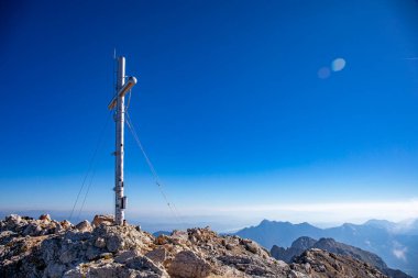 Alp Dağları 'nı geç