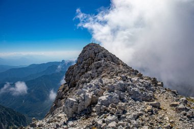 Alp Dağları 'nı geç