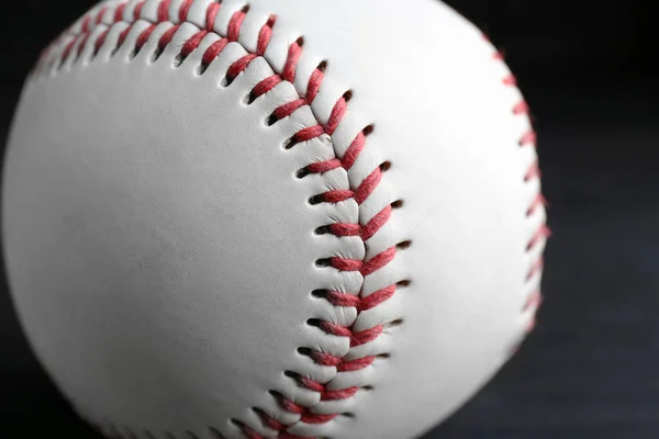 Baseball Czarnym Tle Zbliżenie Gry Sport Gry — Zdjęcie stockowe