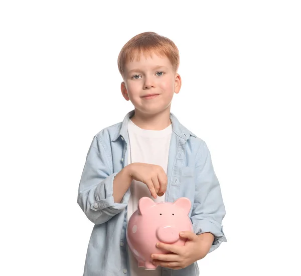Netter Kleiner Junge Mit Keramik Sparschwein Auf Weißem Hintergrund — Stockfoto