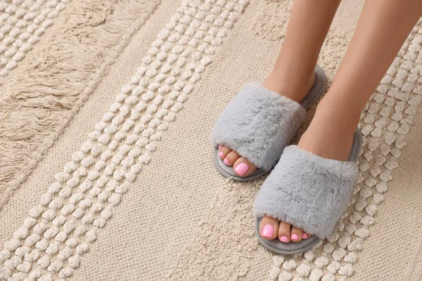 Woman Wearing Grey Soft Slippers Indoors Closeup — Stock Photo, Image