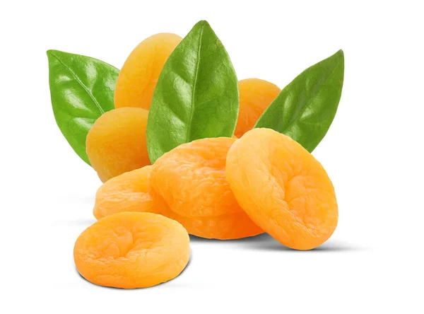 Leckere Getrocknete Aprikosen Und Grüne Blätter Auf Weißem Hintergrund — Stockfoto