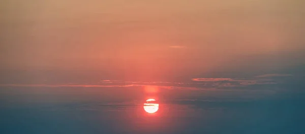 Malerischer Himmel Mit Sonne Bei Sonnenuntergang Banner Design — Stockfoto