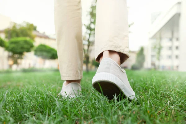 Man Stylish Sneakers Walking Green Grass Outdoor Closeup — Φωτογραφία Αρχείου