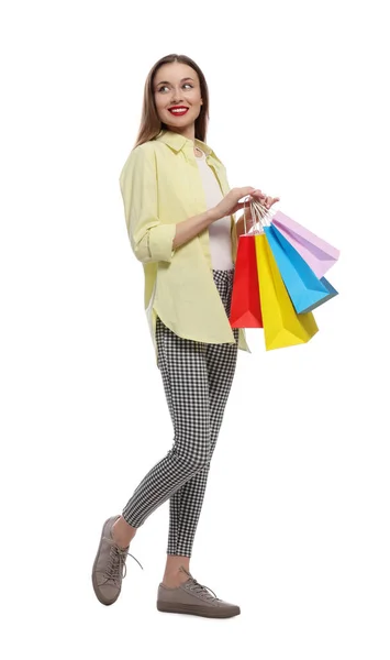 Stilvolle Junge Frau Mit Einkaufstaschen Auf Weißem Hintergrund — Stockfoto
