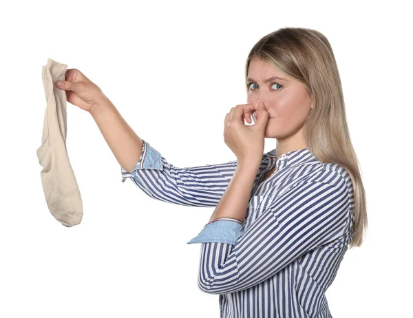 Junge Frau Spürt Schlechten Geruch Von Schmutzigen Socken — Stockfoto