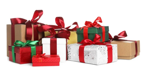 Различные Подарки Рождество Коробках Белом Фоне — стоковое фото