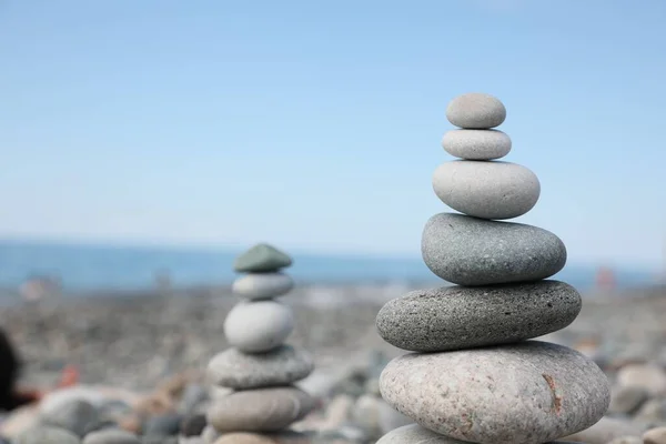 Stack Stones Beach Blurred Background Closeup Space Text — Stock Photo, Image