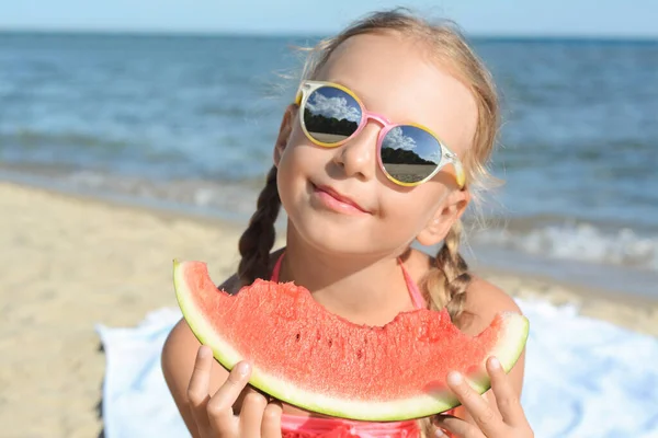 Cute Little Girl Sunglasses Eating Juicy Watermelon Beach — Stock Photo, Image