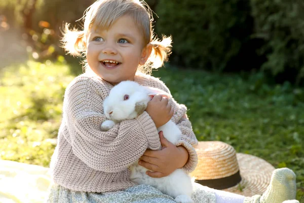 Happy Little Girl Cute Rabbit Outdoors Sunny Day — Stock Photo, Image