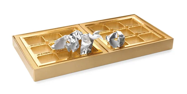 Caixa Vazia Doces Chocolate Com Papel Alumínio Isolado Branco — Fotografia de Stock